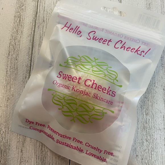 NWT Sweet Cheeks Organic Polisher - Lavender - Picture 3 of 5